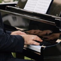 Organist and soprano