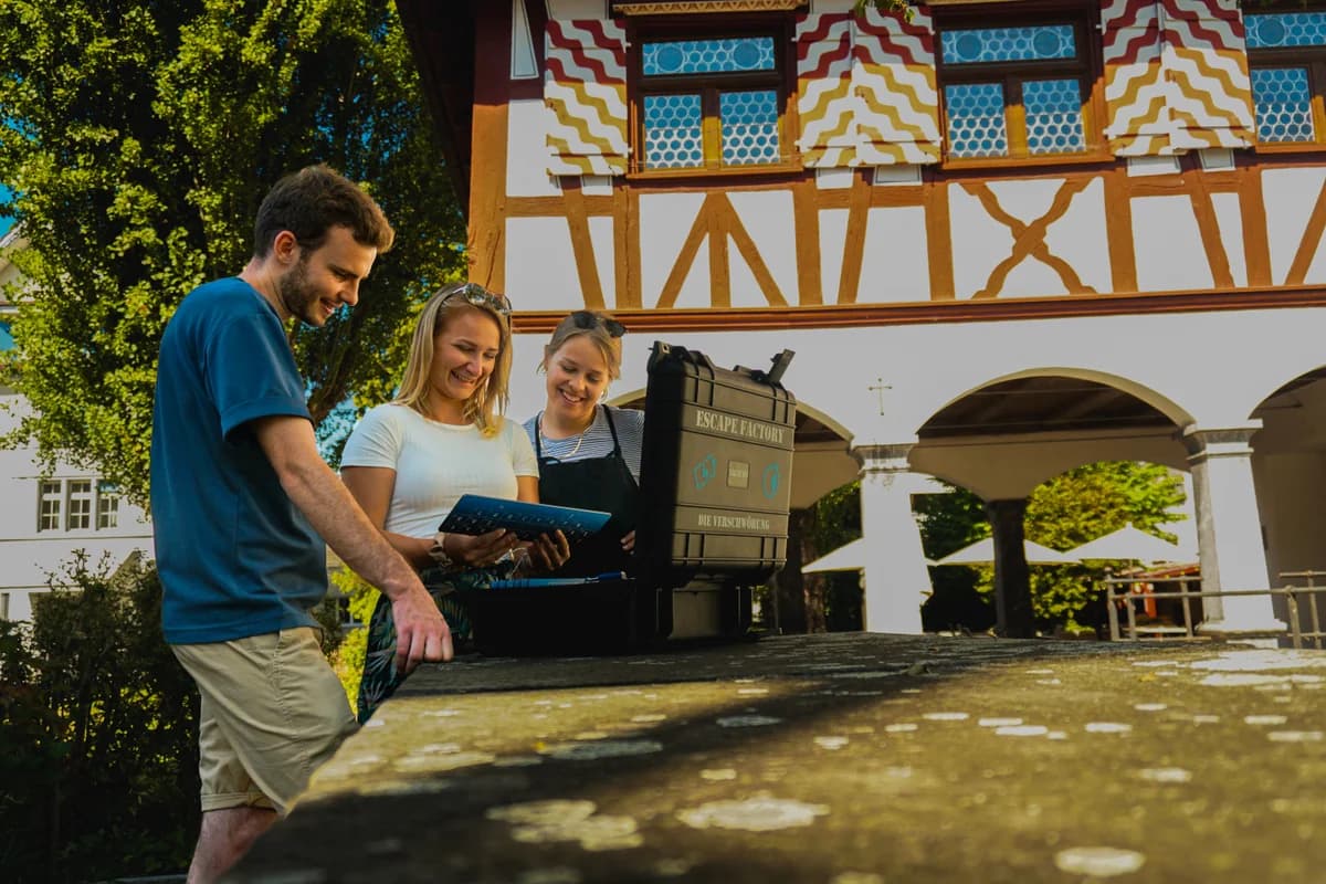 Outdoor Escape Game