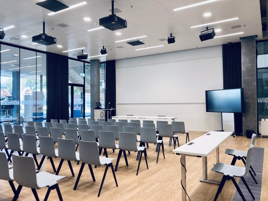 Felix Frey Auditorium der sitem-insel AG mit Konzertbestuhlung