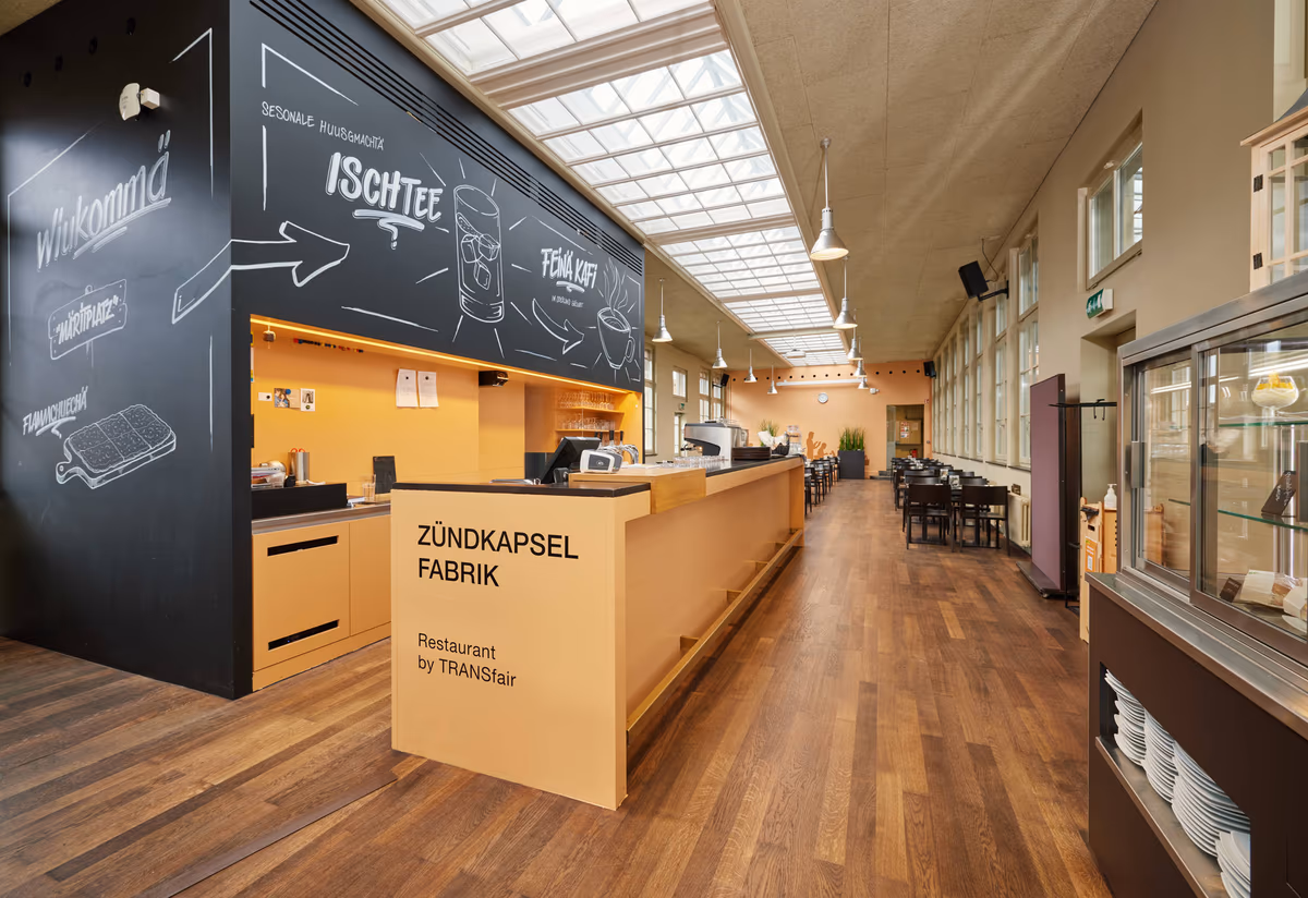 Innenansicht des Restaurants Zündkapselfabrik