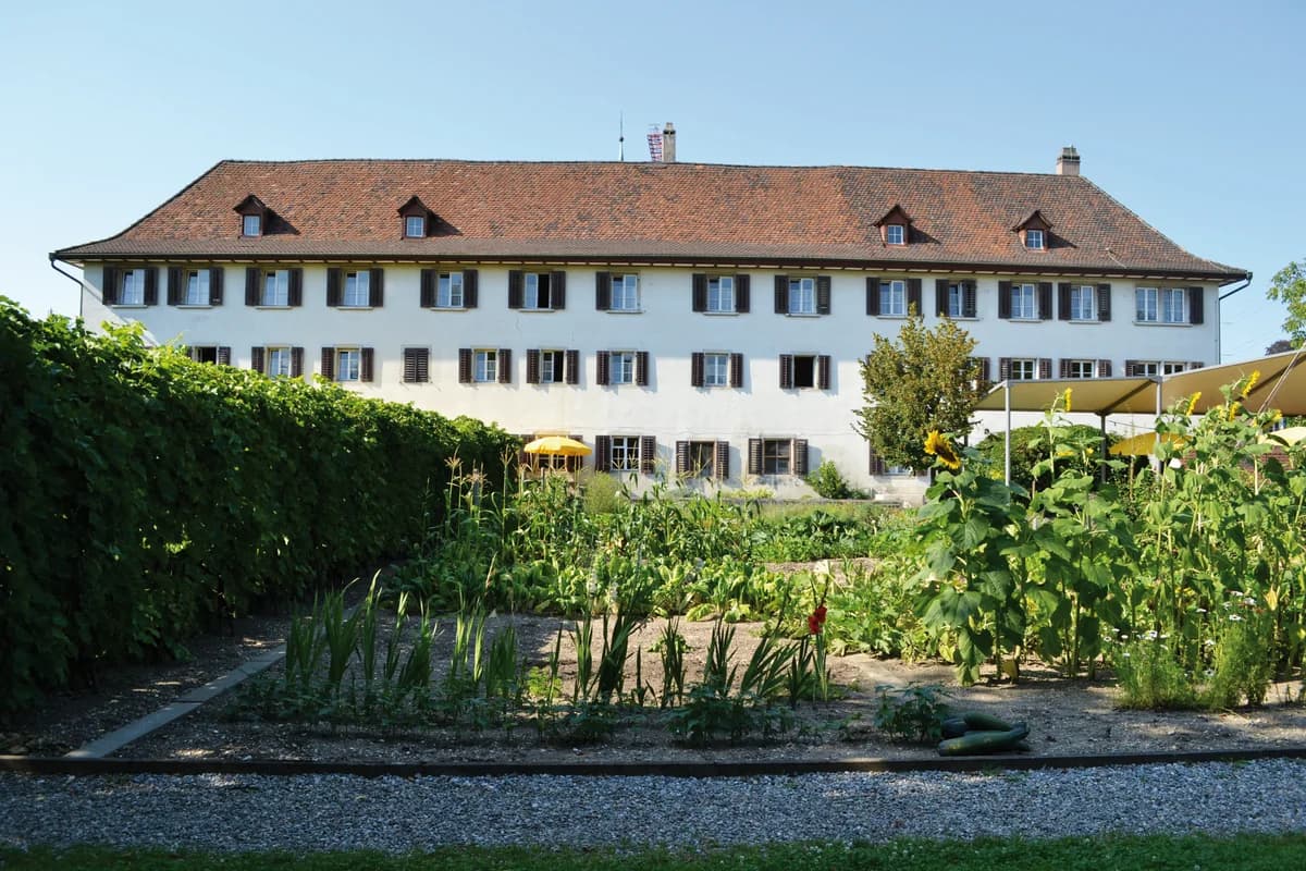 Kloster Dornach