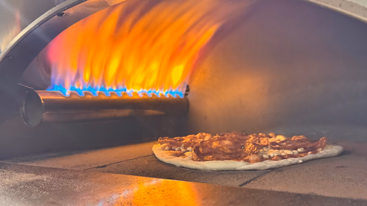 Team building savoureux : créer une pizza ensemble