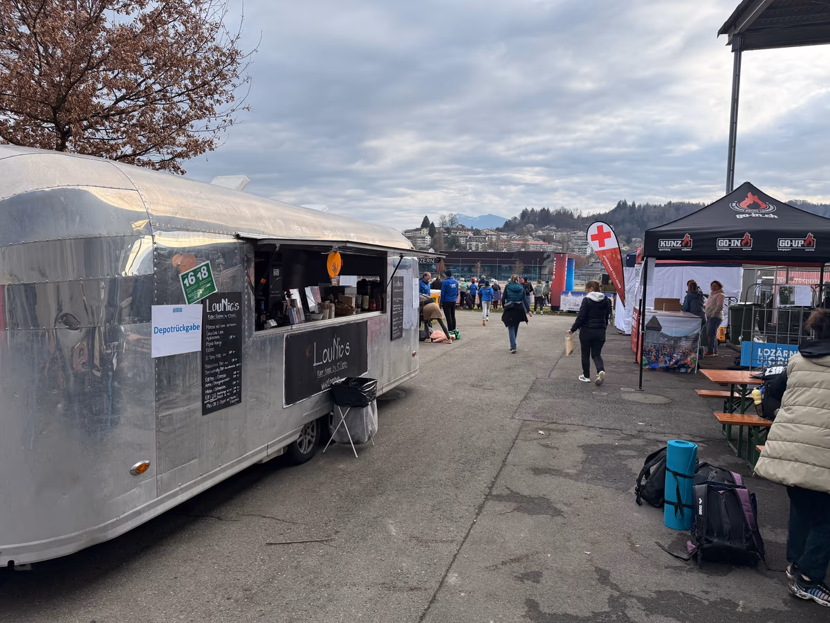 LouNic’s Rollin’ Kitchen 9
