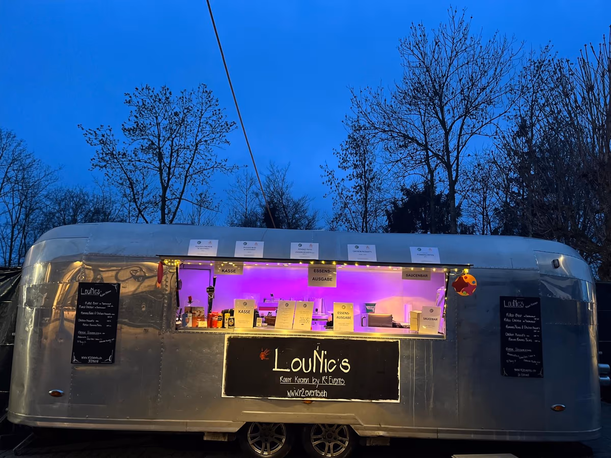 LouNic’s Rollin’ Kitchen 13