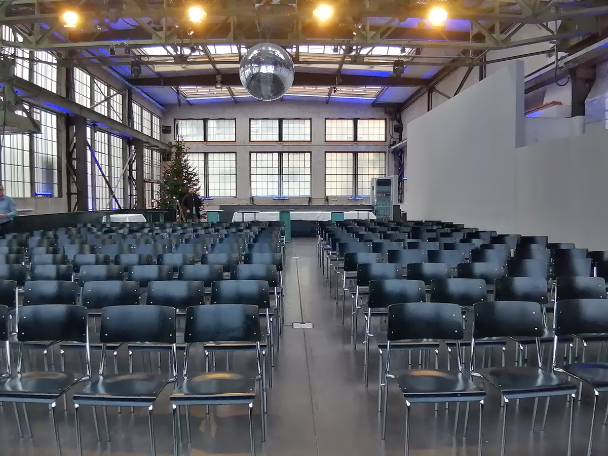 Halle 7 powered by blindekuh 7