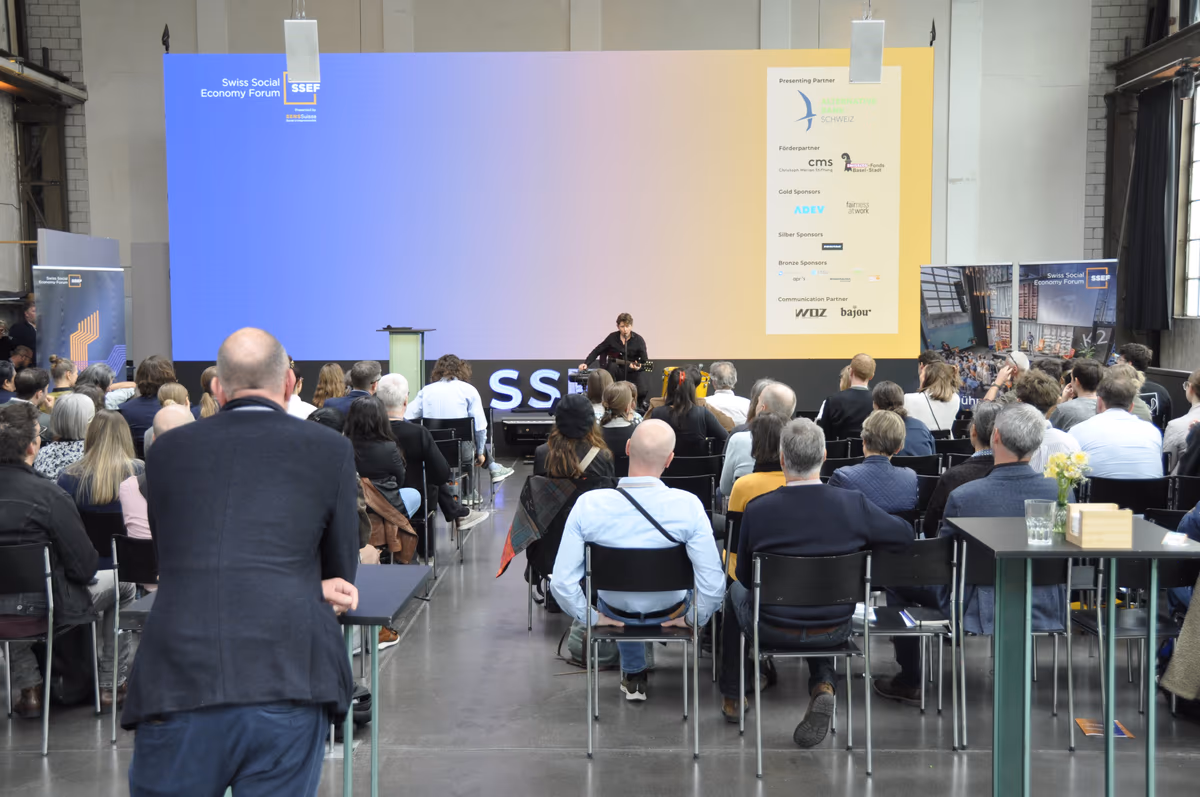 Halle 7 powered by blindekuh 9