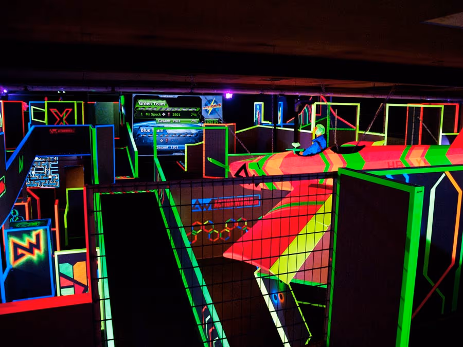 Actionworld AG 3