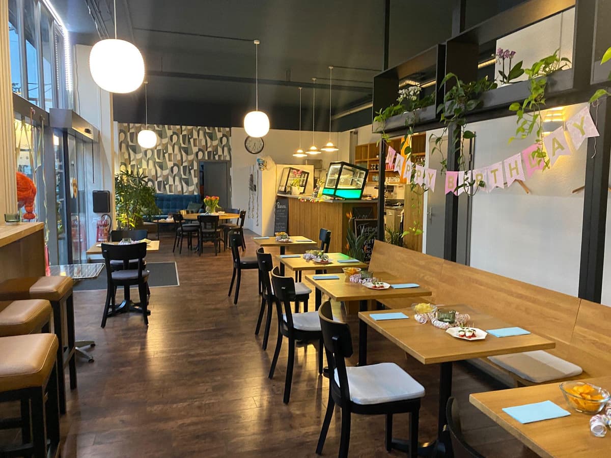 Milas Cafe & Bistro