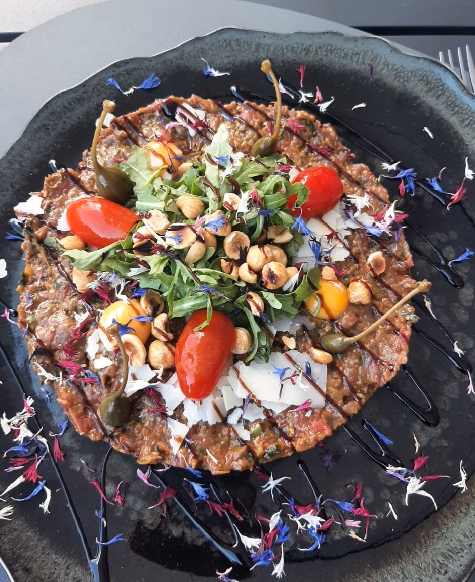 Bistro 11 19