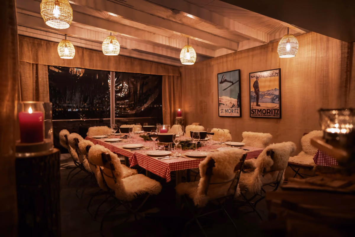 Strozzi's Strandhaus - Fondue Chalet