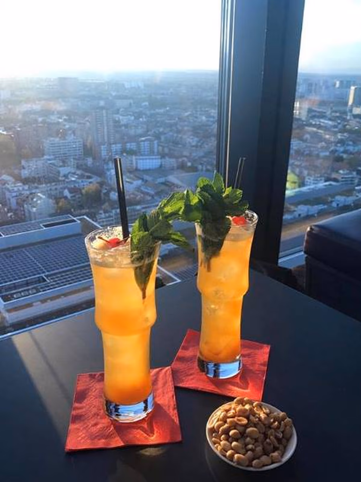 Bar Rouge 18