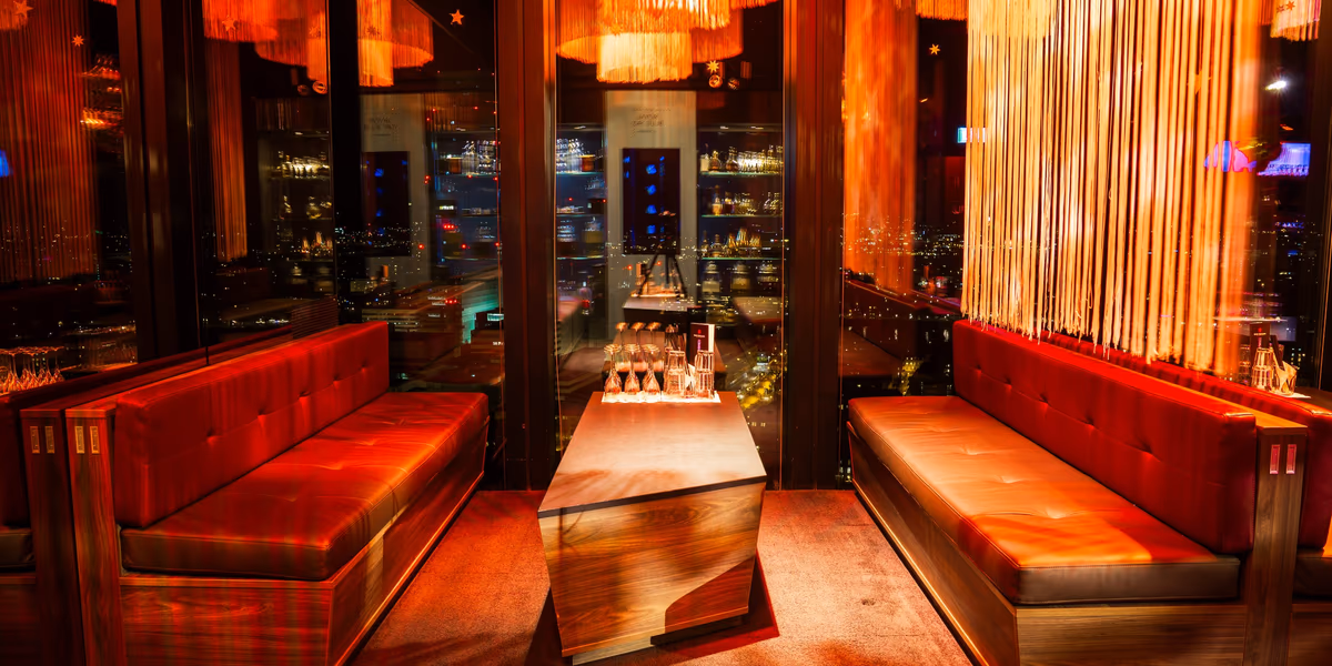 Bar Rouge 2