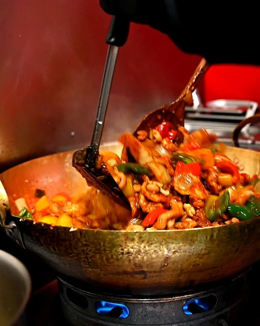 THE THAI - Der thailändische Foodtruck der Schweiz