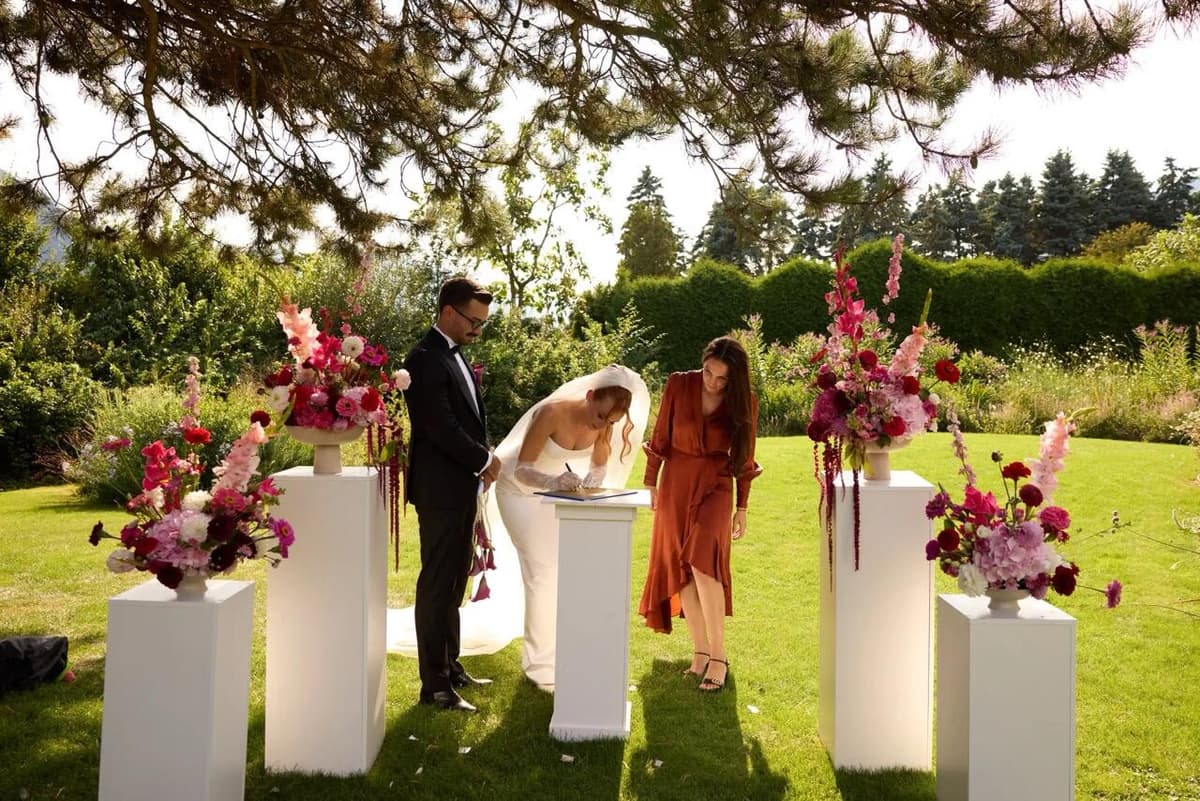 Yes Moments - by Amina 3