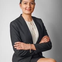 Nadia Aref