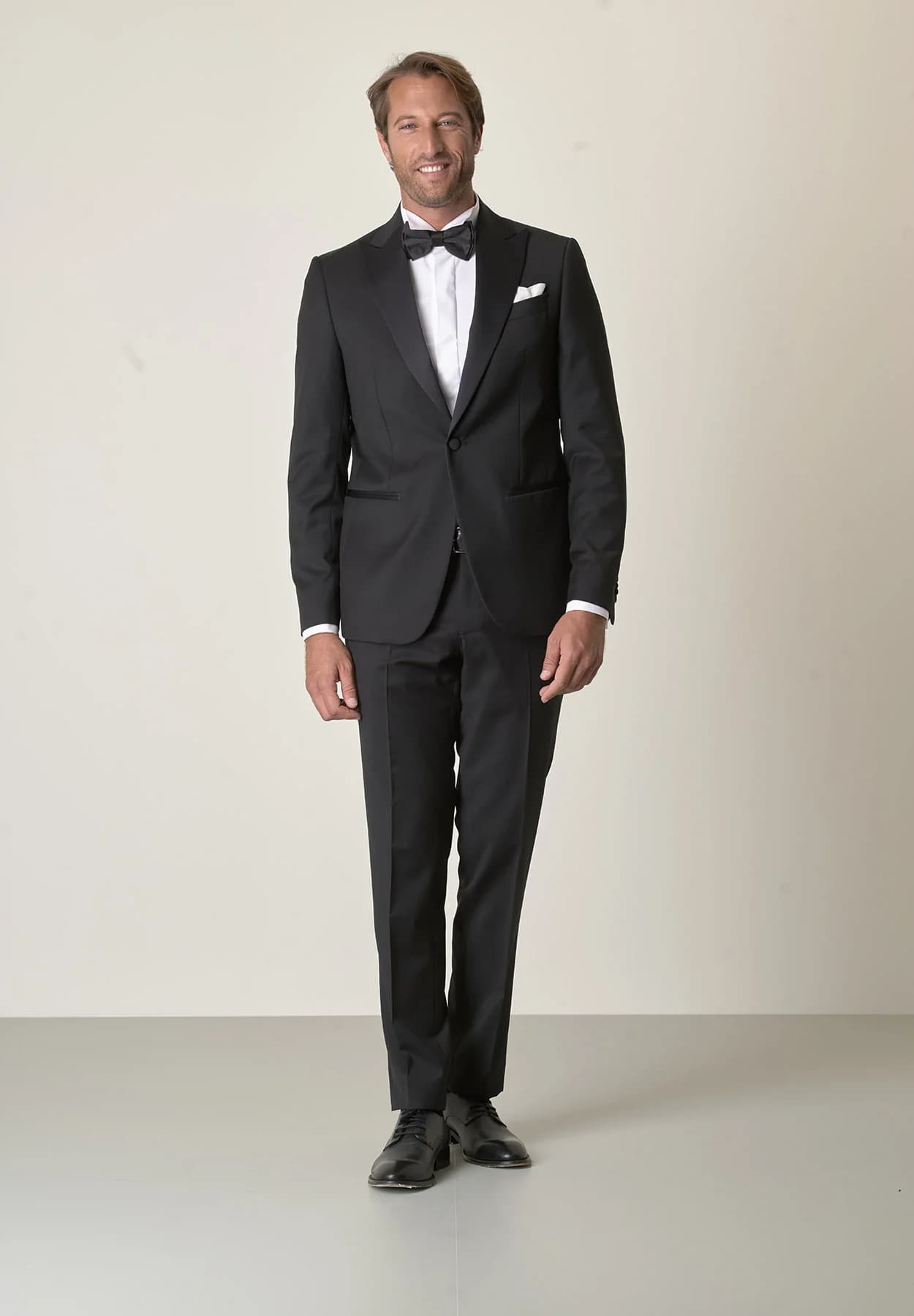 Costume pour mariage prêt-à-porter et sur mesure