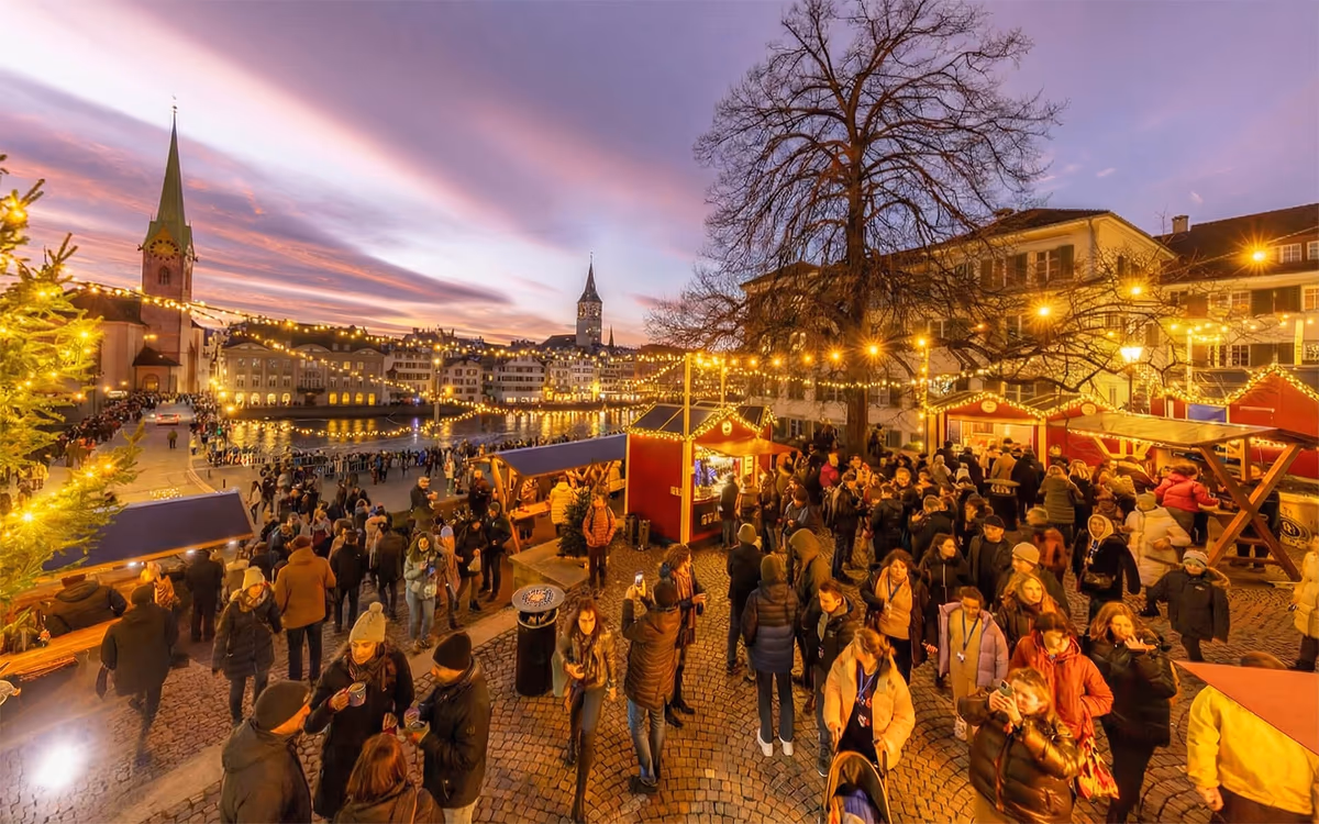 Dörfli-Weihnachtsmarkt im Zürcher Niederdorf