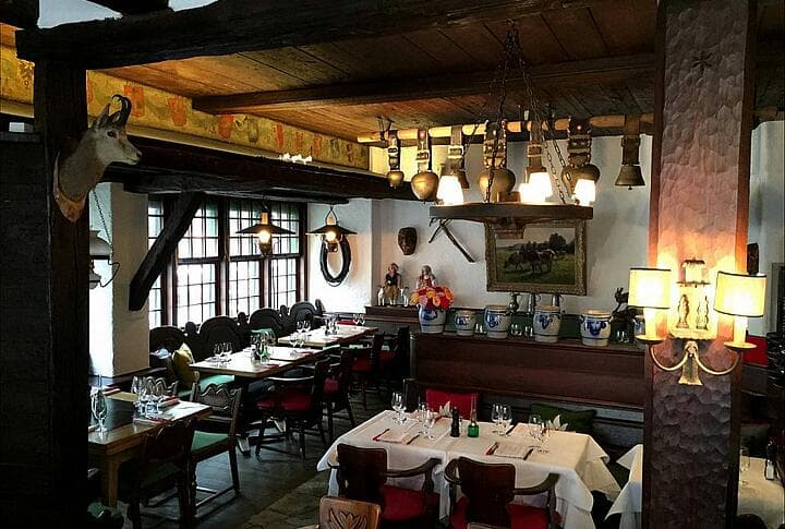 Fondue und Raclette in der Walliser Kanne Zürich