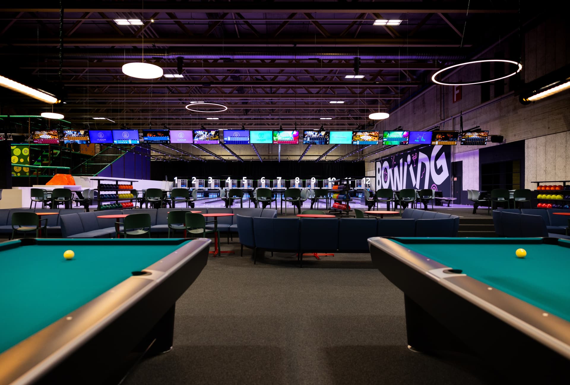 La Ruche Fribourg: bowling, laser game et team building